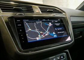 Серый Фольксваген Tiguan Allspace, объемом двигателя 1.98 л и пробегом 66 тыс. км за 34703 $, фото 13 на Automoto.ua