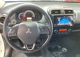 Мицубиси Спейс Стар 2022 в Европе на Automoto.ua Белый Мицубиси Спейс Стар, объемом двигателя 1.19 л и пробегом 44 тыс. км за 13870 $, фото 11 на Automoto.ua