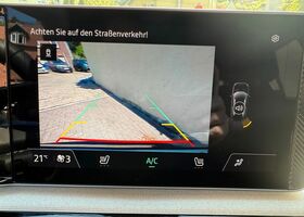 Рено R 4 2025 в Европе на Automoto.ua Красный Рено R 4, объемом двигателя 0 л и пробегом 1000 тыс. км за 36043 $, фото 10 на Automoto.ua