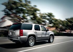 ДжиЭмСи Юкон, Универсал 2006 - н.в. 6,0 i V8 4WD XL