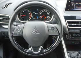 Мицубиси Eclipse Cross 2019 в Европе на Automoto.ua Мицубиси Eclipse Cross, объемом двигателя 1.5 л и пробегом 43 тыс. км за 17990 $, фото 9 на Automoto.ua