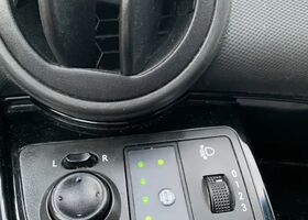 Шевроле Спарк 2012 в Европе на Automoto.ua Белый Шевроле Спарк, объемом двигателя 1 л и пробегом 365 тыс. км за 1577 $, фото 13 на Automoto.ua