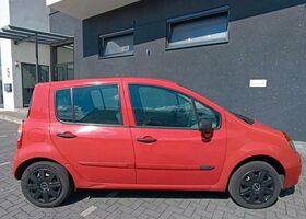 Рено Модус 2006 в Европе на Automoto.ua Рено Модус, объемом двигателя 0 л и пробегом 106 тыс. км за 1999 $, фото 5 на Automoto.ua