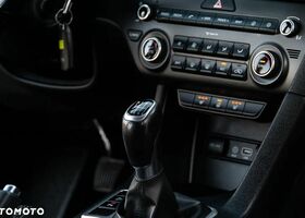 Киа Sportage, объемом двигателя 1.59 л и пробегом 123 тыс. км за 14233 $, фото 22 на Automoto.ua