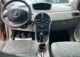 Рено Модус 2005 в Европе на Automoto.ua Бежевый Рено Модус, объемом двигателя 1.15 л и пробегом 145 тыс. км за 2902 $, фото 7 на Automoto.ua