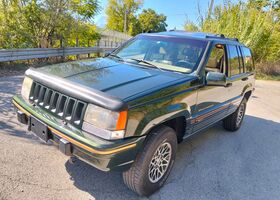 Джип Гранд Чероки 1995 в Европе на Automoto.ua Зеленый Джип Гранд Чероки, объемом двигателя 5.22 л и пробегом 187 тыс. км за 9342 $, фото 1 на Automoto.ua