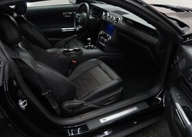 Черный Форд Мустанг, объемом двигателя 5.04 л и пробегом 14 тыс. км за 48602 $, фото 20 на Automoto.ua