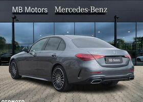 Мерседес Ц-Клас 2025 у Європі на Automoto.ua Сірий Мерседес Ц-Клас, об'ємом двигуна 1 л та пробігом 5 тис. км за 73463 $, фото 4 на Automoto.ua