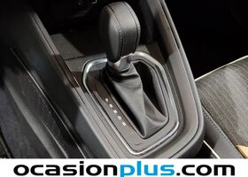 Міцубісі Кольт 2024 у Європі на Automoto.ua Білий Міцубісі Кольт, об'ємом двигуна 1.6 л та пробігом 14 тис. км за 25420 $, фото 5 на Automoto.ua