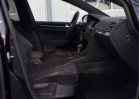 Фольксваген Гольф ГТІ 2015 у Європі на Automoto.ua Чорний Фольксваген Гольф ГТІ, об'ємом двигуна 1.98 л та пробігом 173 тис. км за 19751 $, фото 12 на Automoto.ua
