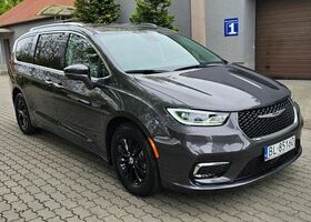 Крайслер Pacifica, об'ємом двигуна 3.61 л та пробігом 35 тис. км за 40130 $, фото 2 на Automoto.ua