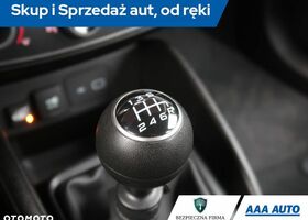 Фиат Типо, объемом двигателя 1.37 л и пробегом 82 тыс. км за 9287 $, фото 13 на Automoto.ua