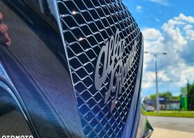 Альфа Ромео Джуниор 2025 в Европе на Automoto.ua Черный Альфа Ромео Джуниор, объемом двигателя 1 л и пробегом 390 тыс. км за 30194 $, фото 9 на Automoto.ua