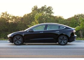 Tesla Model 3 2020 на тест-драйве, фото 3