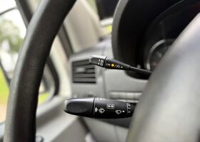 Фольксваген Крафтер 2015 в Европе на Automoto.ua Белый Фольксваген Крафтер, объемом двигателя 1.97 л и пробегом 255 тыс. км за 12448 $, фото 13 на Automoto.ua