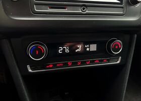 Фольксваген Поло 2015 у Європі на Automoto.ua Чорний Фольксваген Поло, об'ємом двигуна 1.2 л та пробігом 215 тис. км за 5940 $, фото 4 на Automoto.ua