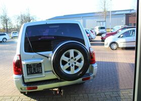 Міцубісі Паджеро 2006 у Європі на Automoto.ua Срібний Міцубісі Паджеро, об'ємом двигуна 3.2 л та пробігом 161 тис. км за 8152 $, фото 4 на Automoto.ua