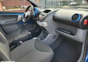 Тойота Айго, объемом двигателя 1 л и пробегом 90 тыс. км за 3888 $, фото 4 на Automoto.ua