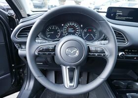 Серый Мазда CX-30, объемом двигателя 2 л и пробегом 10 тыс. км за 34011 $, фото 6 на Automoto.ua