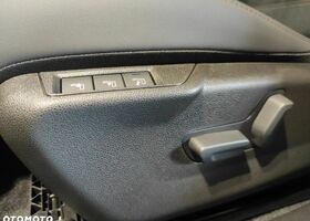 Альфа Ромео Джуниор 2025 в Европе на Automoto.ua Черный Альфа Ромео Джуниор, объемом двигателя 1 л и пробегом 6 тыс. км за 33681 $, фото 21 на Automoto.ua