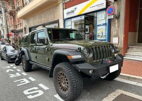 Зелений Джип Gladiator, об'ємом двигуна 0 л та пробігом 7 тис. км за 92475 $, фото 6 на Automoto.ua