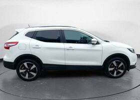 Ниссан Кашкай 2017 в Европе на Automoto.ua Белый Ниссан Кашкай, объемом двигателя 1.46 л и пробегом 78 тыс. км за 12890 $, фото 3 на Automoto.ua