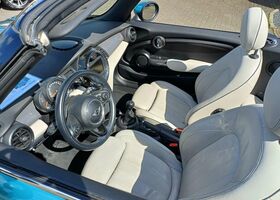 Синий Мини Купер Кабрио, объемом двигателя 1.5 л и пробегом 56 тыс. км за 21781 $, фото 29 на Automoto.ua