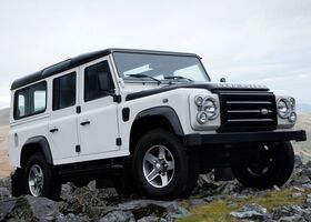 Ленд Ровер Дефендер, Позашляховик / Кросовер 1985 - н.в. 110 2.5 MT (83 Hp)