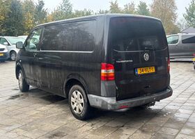 Фольксваген Transporter 2008 у Європі на Automoto.ua Чорний Фольксваген Transporter, об'ємом двигуна 1.9 л та пробігом 240 тис. км за 4160 $, фото 3 на Automoto.ua