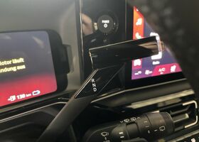 Рено R 4 2025 в Европе на Automoto.ua Серый Рено R 4, объемом двигателя 0 л и пробегом 10 тыс. км за 41438 $, фото 25 на Automoto.ua