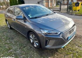 Хендай Ioniq, об'ємом двигуна 1.58 л та пробігом 146 тис. км за 12009 $, фото 10 на Automoto.ua