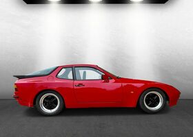 Красный Порше 944, объемом двигателя 2.45 л и пробегом 78 тыс. км за 26898 $, фото 2 на Automoto.ua