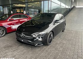 Мерседес Б-класс 2024 в Европе на Automoto.ua Черный Мерседес Б-класс, объемом двигателя 1 л и пробегом 5 тыс. км за 43584 $, фото 1 на Automoto.ua