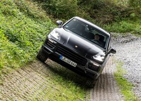 Porsche Cayenne 2017 на тест-драйве, фото 3