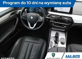 БМВ 5 Серія, об'ємом двигуна 2 л та пробігом 191 тис. км за 20086 $, фото 7 на Automoto.ua