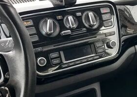 Фольксваген Ап 2012 у Європі на Automoto.ua Фольксваген Ап, об'ємом двигуна 0 л та пробігом 148 тис. км за 4375 $, фото 11 на Automoto.ua