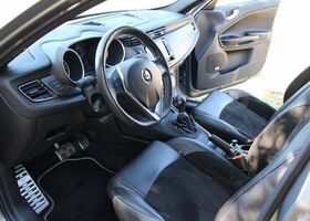 Сірий Альфа Ромео Giulietta, об'ємом двигуна 1.75 л та пробігом 33 тис. км за 29064 $, фото 10 на Automoto.ua