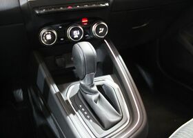 Мицубиси Кольт 2023 в Европе на Automoto.ua Красный Мицубиси Кольт, объемом двигателя 1.6 л и пробегом 16 тыс. км за 27851 $, фото 22 на Automoto.ua