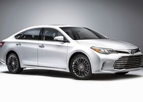 Toyota Avalon 2016 на тест-драйве, фото 2