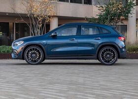 Швидкість та розгін позашляховика Mercedes-Benz GLA 2021