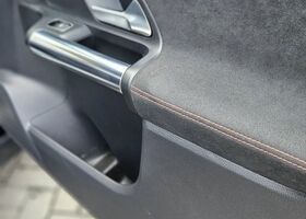 Мерседес ГЛА-Класс 2020 в Европе на Automoto.ua Черный Мерседес ГЛА-Класс, объемом двигателя 1 л и пробегом 155 тыс. км за 119900 $, фото 10 на Automoto.ua