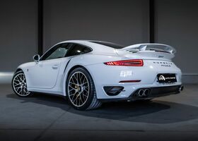 Білий Порше 911, об'ємом двигуна 3.8 л та пробігом 24 тис. км за 215066 $, фото 6 на Automoto.ua