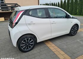 Тойота Айго, объемом двигателя 1 л и пробегом 32 тыс. км за 6803 $, фото 2 на Automoto.ua