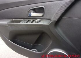 Шевроле Круз 2013 в Европе на Automoto.ua Белый Шевроле Круз, объемом двигателя 1.6 л и пробегом 181 тыс. км за 5000 $, фото 12 на Automoto.ua