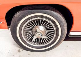 Шевроле Корвет 1962 в Европе на Automoto.ua Оранжевый Шевроле Корвет, объемом двигателя 0 л и пробегом 53 тыс. км за 61876 $, фото 10 на Automoto.ua