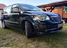 Крайслер Town & Country, об'ємом двигуна 3.61 л та пробігом 227 тис. км за 11857 $, фото 1 на Automoto.ua