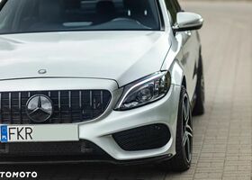 Мерседес Ц-Класс 2015 в Европе на Automoto.ua Серый Мерседес Ц-Класс, объемом двигателя 1 л и пробегом 136 тыс. км за 19347 $, фото 6 на Automoto.ua
