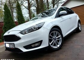 Форд Фокус, об'ємом двигуна 1 л та пробігом 69 тис. км за 10108 $, фото 4 на Automoto.ua