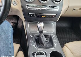 Мерседес Ц-Клас 2019 у Європі на Automoto.ua Чорний Мерседес Ц-Клас, об'ємом двигуна 1 л та пробігом 166 тис. км за 20073 $, фото 20 на Automoto.ua