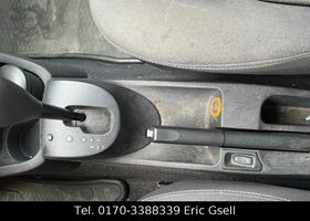 Рено Модус 2008 у Європі на Automoto.ua Срібний Рено Модус, об'ємом двигуна 1.6 л та пробігом 80 тис. км за 1751 $, фото 16 на Automoto.ua